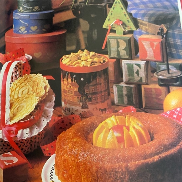 Christmas With Southern Living 1986 Oxmoor House Hard Book by Nancy Fitzpatrick - Picture 14 of 16